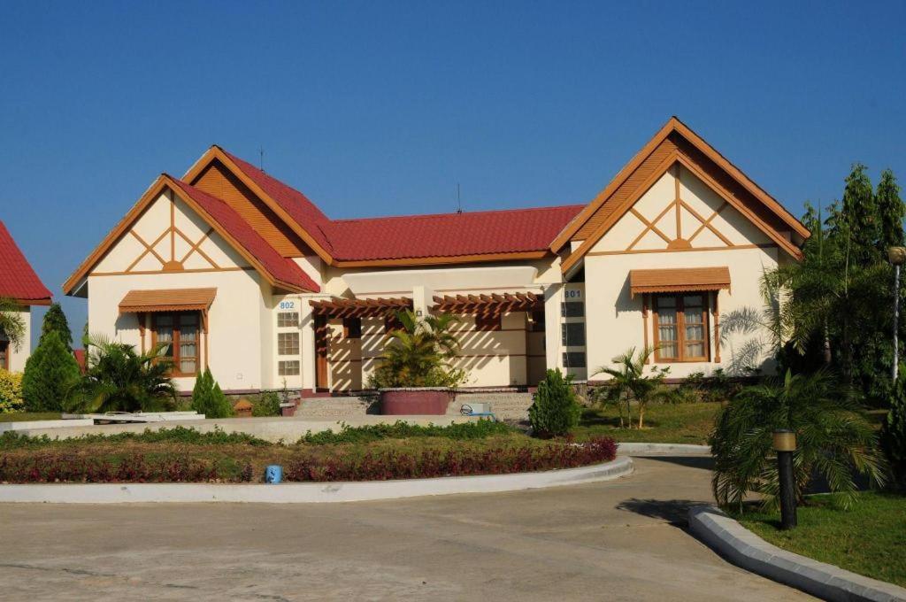 缅都文酒店 Naypyidaw 外观 照片